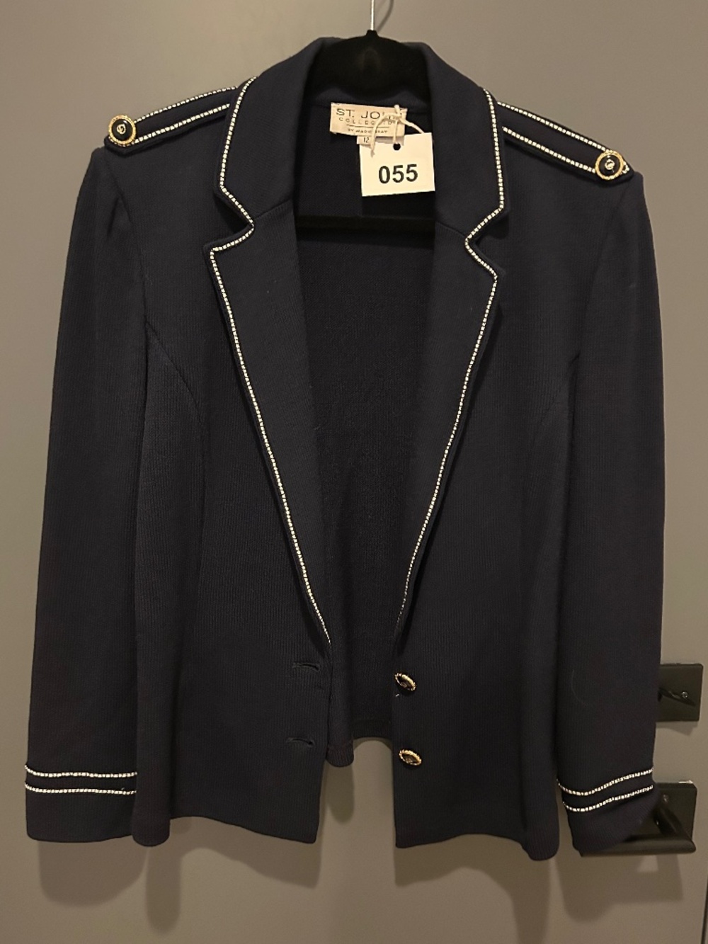 055 Vintage St John Collection by Marie Gray Classic Navy Blazer